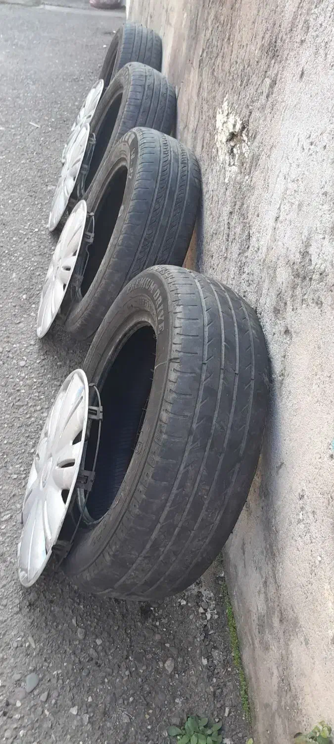 لاستیک سمند|قطعات یدکی و لوازم جانبی|رشت, کوی قدس|دیوار