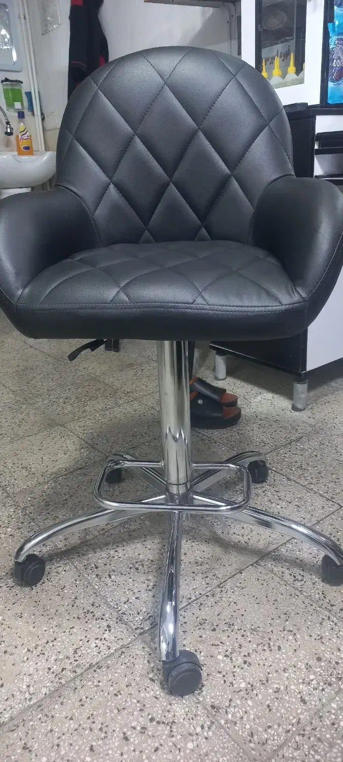 صندلی لگنی|صندلی و نیمکت|ملایر, |دیوار