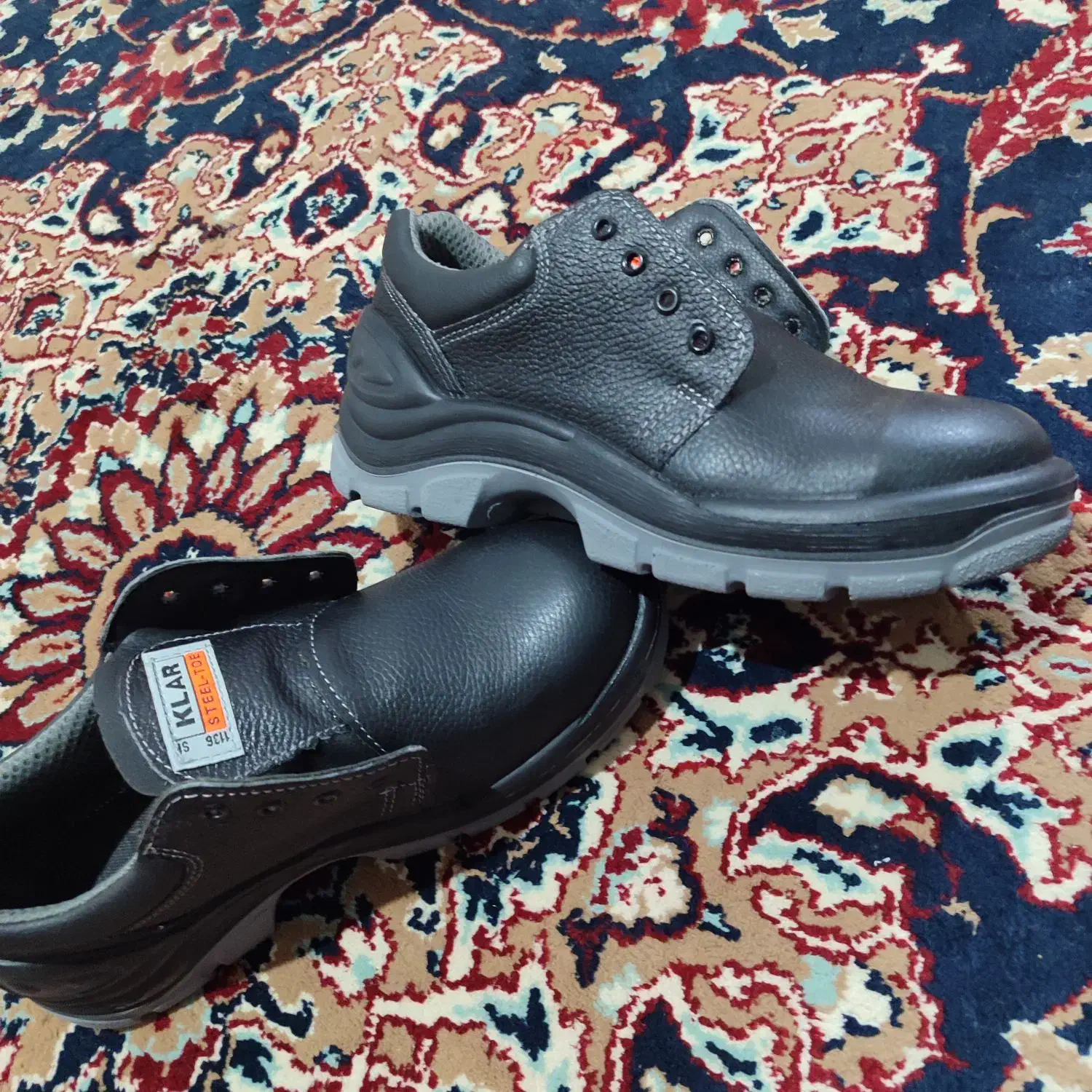 کفش کار|کیف، کفش، کمربند|سبزوار, باهنر|دیوار