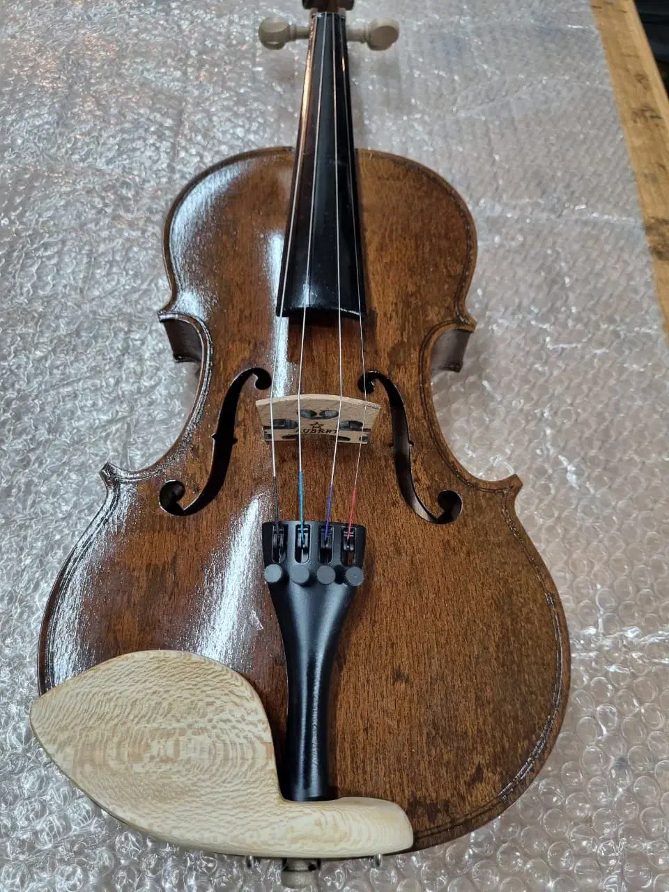 ویولون ویالون ویلون ساخت اصفهان|ویولن|اراک, |دیوار