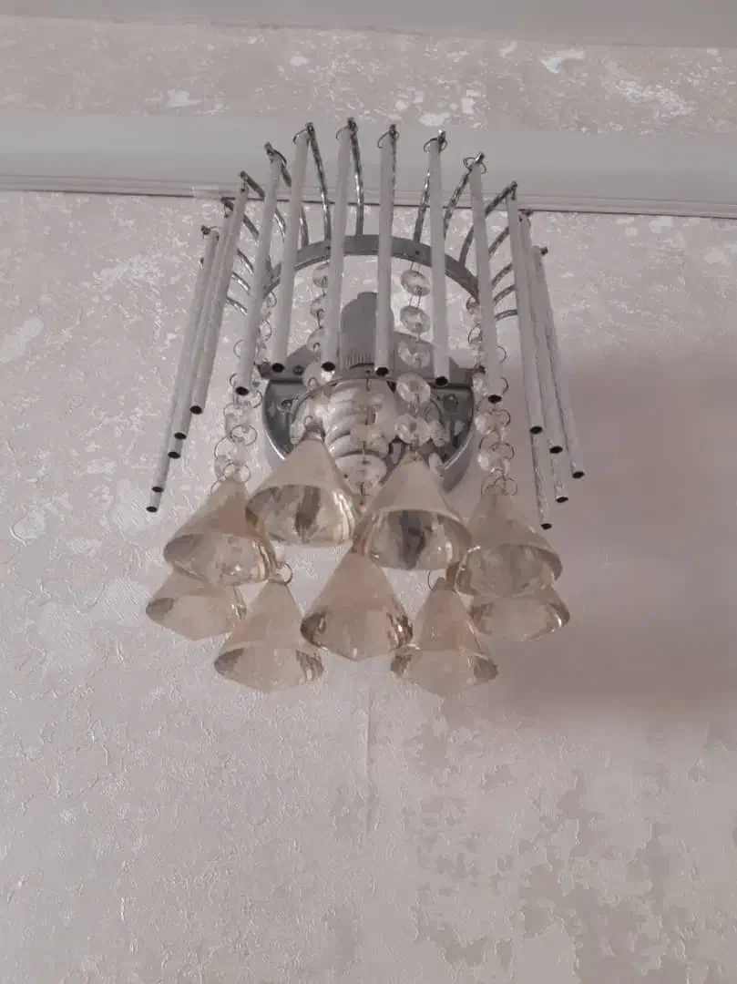 ۲عدد لوستر آویز ال ای دی دار چهار نور مختلف|لوستر و چراغ آویز|تهران, علی‌آباد|دیوار