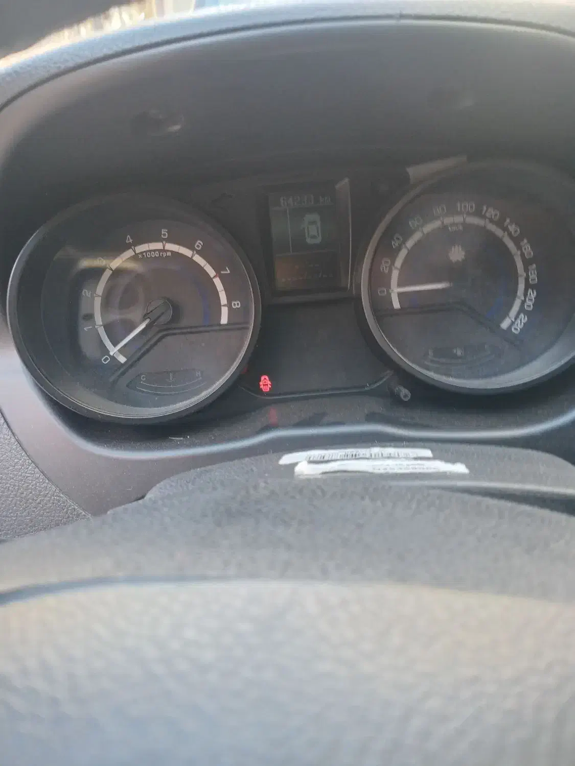 شاهین در حد ۴۰۰ بدون رنگ|خودرو سواری و وانت|ارومیه, |دیوار