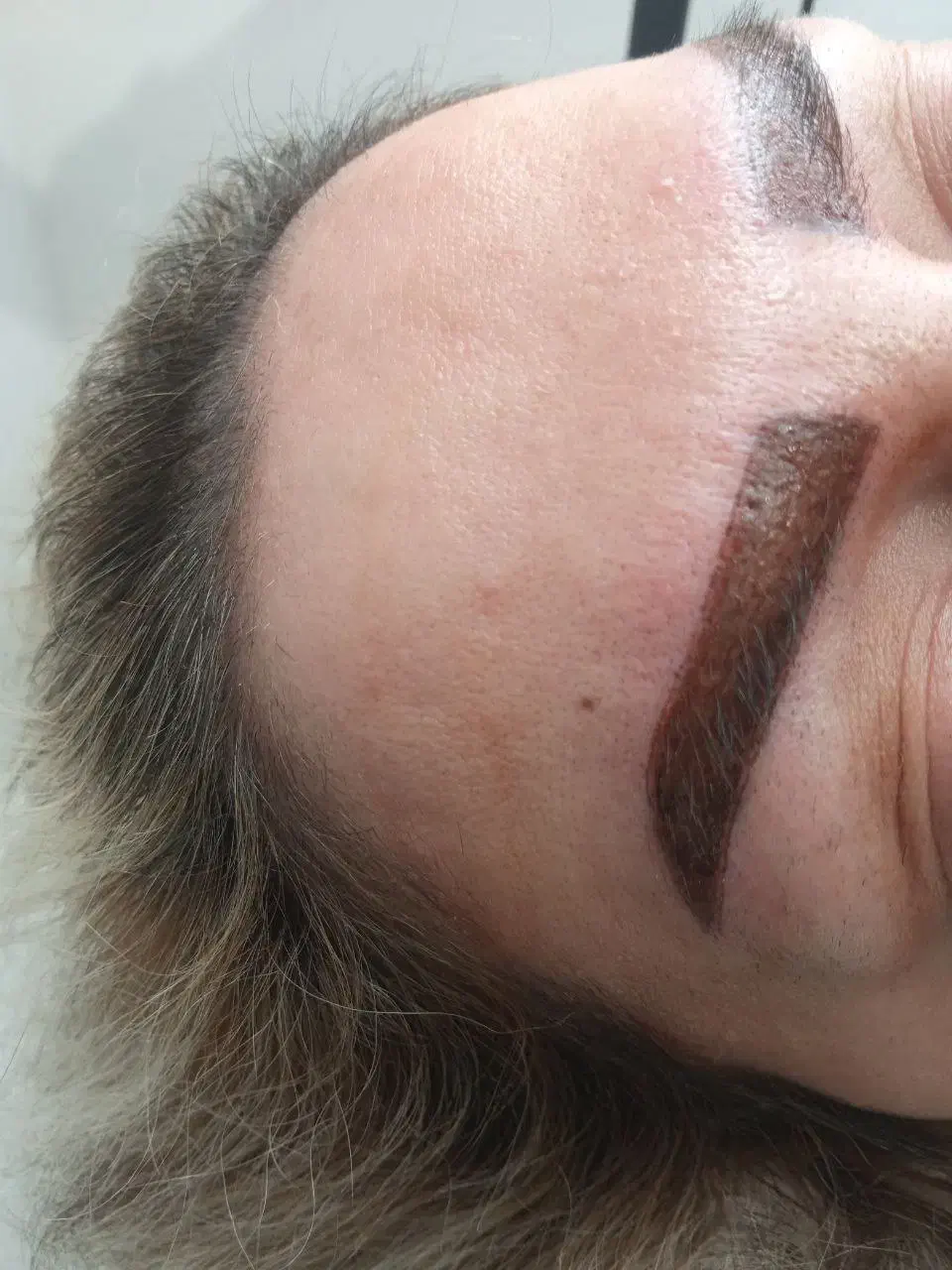 سایه ابرو رژ لب و شیلد لب|خدمات آرایشگری و زیبایی|اسلام‌‌آباد غرب, |دیوار