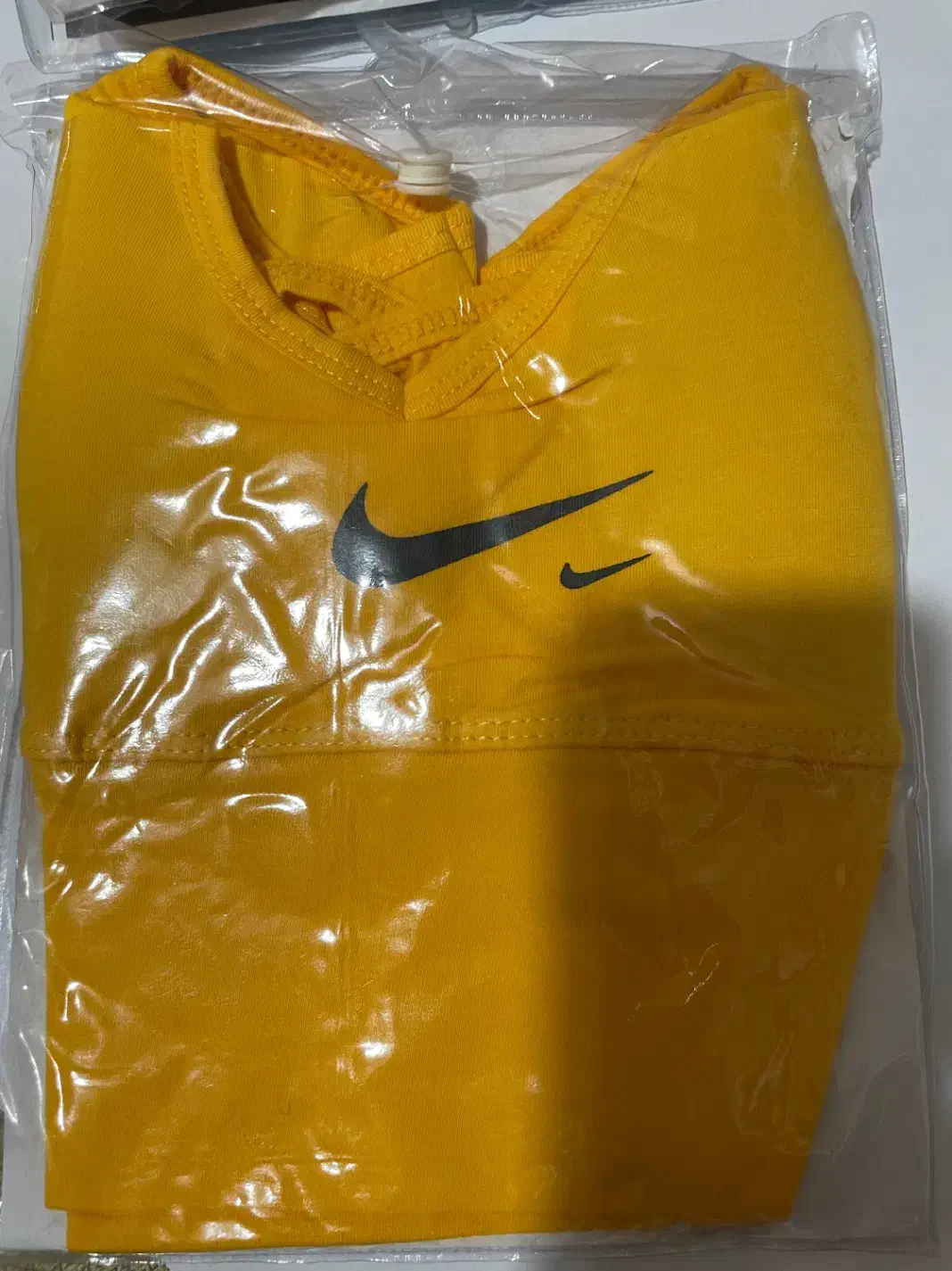 نیم تنه ورزشی|لباس|تبریز, |دیوار