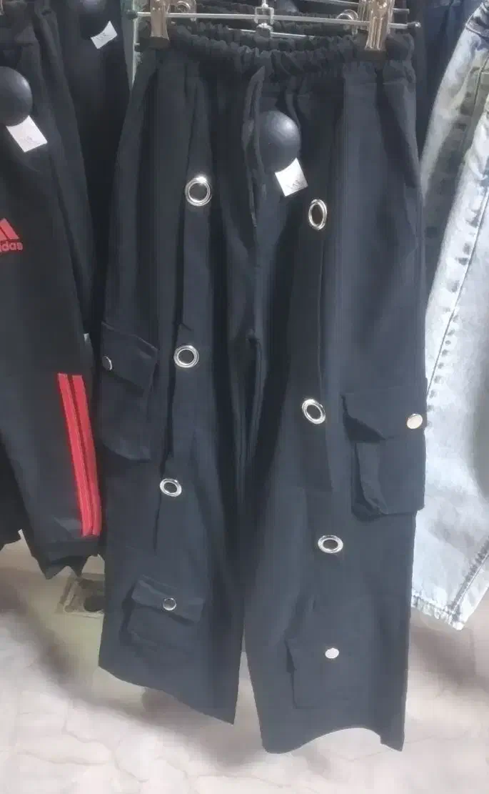 دو عدد شلوار  بچه گونه|کفش و لباس بچه|یزد, |دیوار