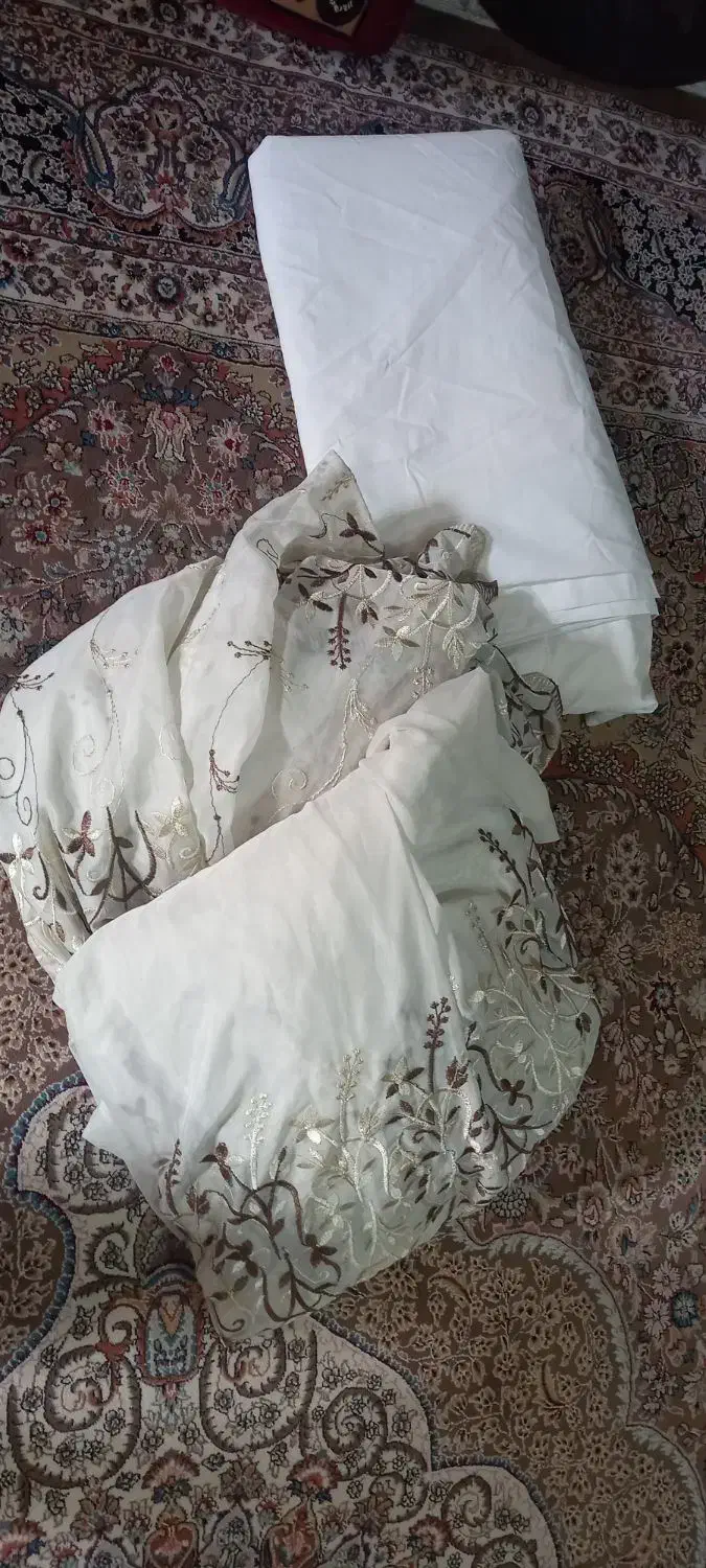 پرده درحدنو|پرده، رانر، رومیزی|بروجن, |دیوار