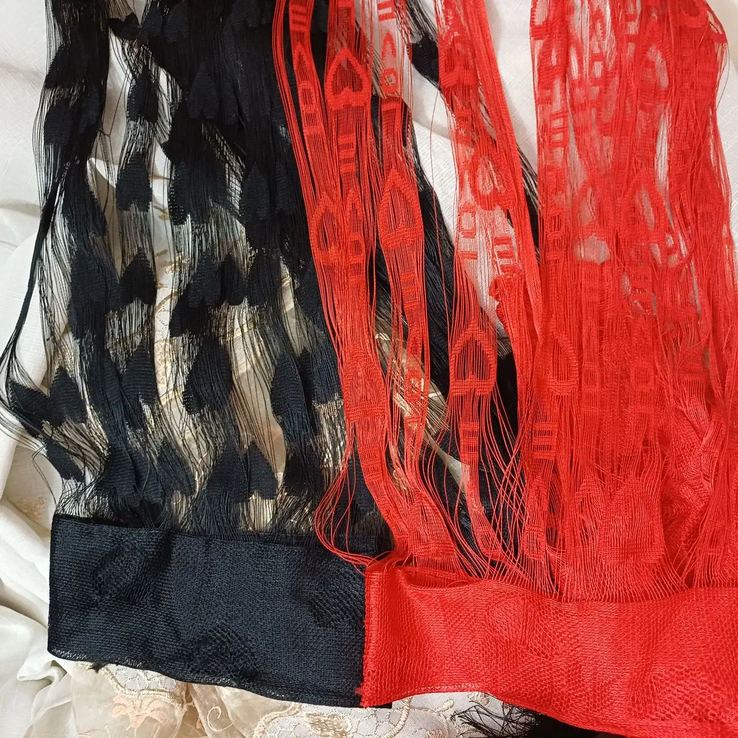 پرده‌ا تمیز وسالم|پرده، رانر، رومیزی|مشهد, امیریه|دیوار