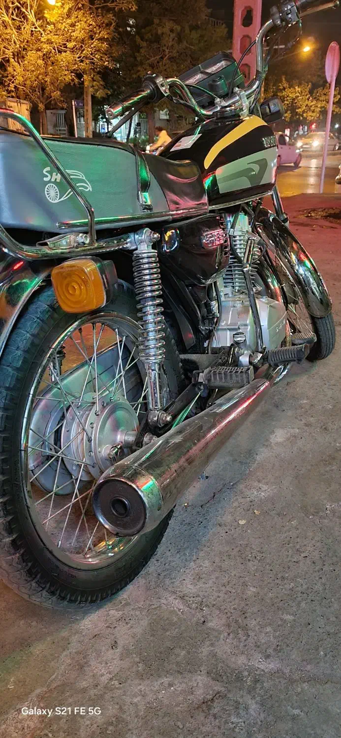 موتور هندا 125cc|موتورسیکلت|مشهد, کوشش|دیوار
