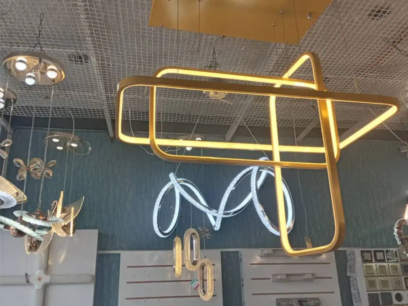 لوستر ۳ مستطیل توهم|لوستر و چراغ آویز|قائم‌شهر, |دیوار