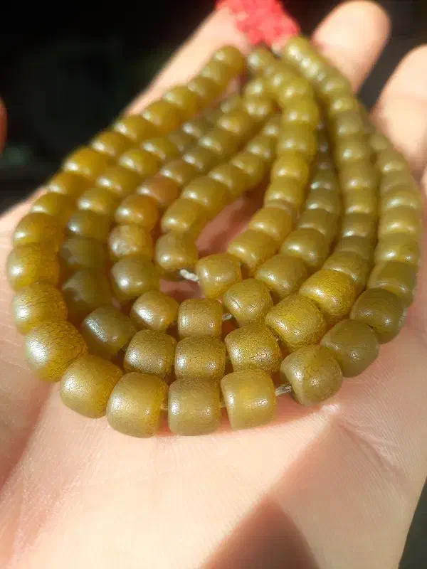 تسبیح قدیمی|کلکسیون اشیاء عتیقه|مشهد, سرافرازان|دیوار