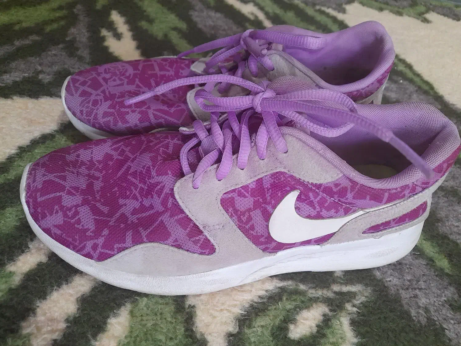 کفش|کیف، کفش، کمربند|کوهدشت, |دیوار