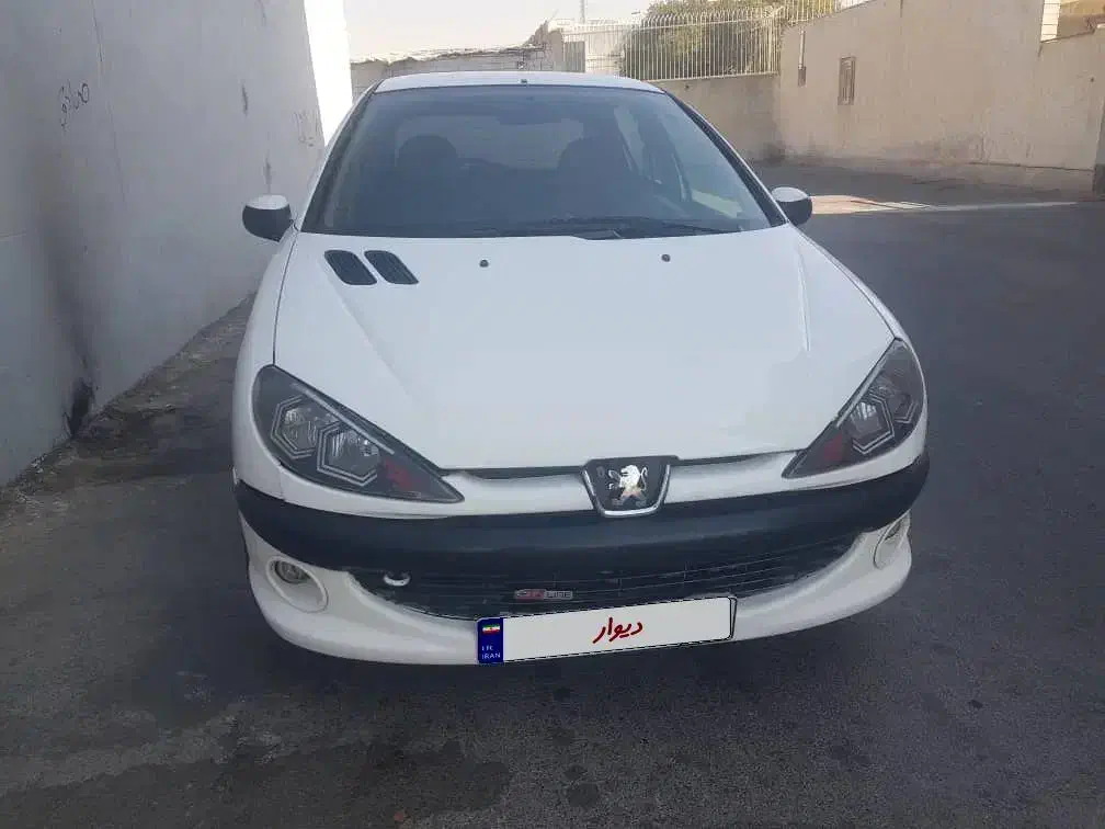 پژو 206 تیپ 3 مدل 90|خودرو سواری و وانت|شیراز, آزادی|دیوار