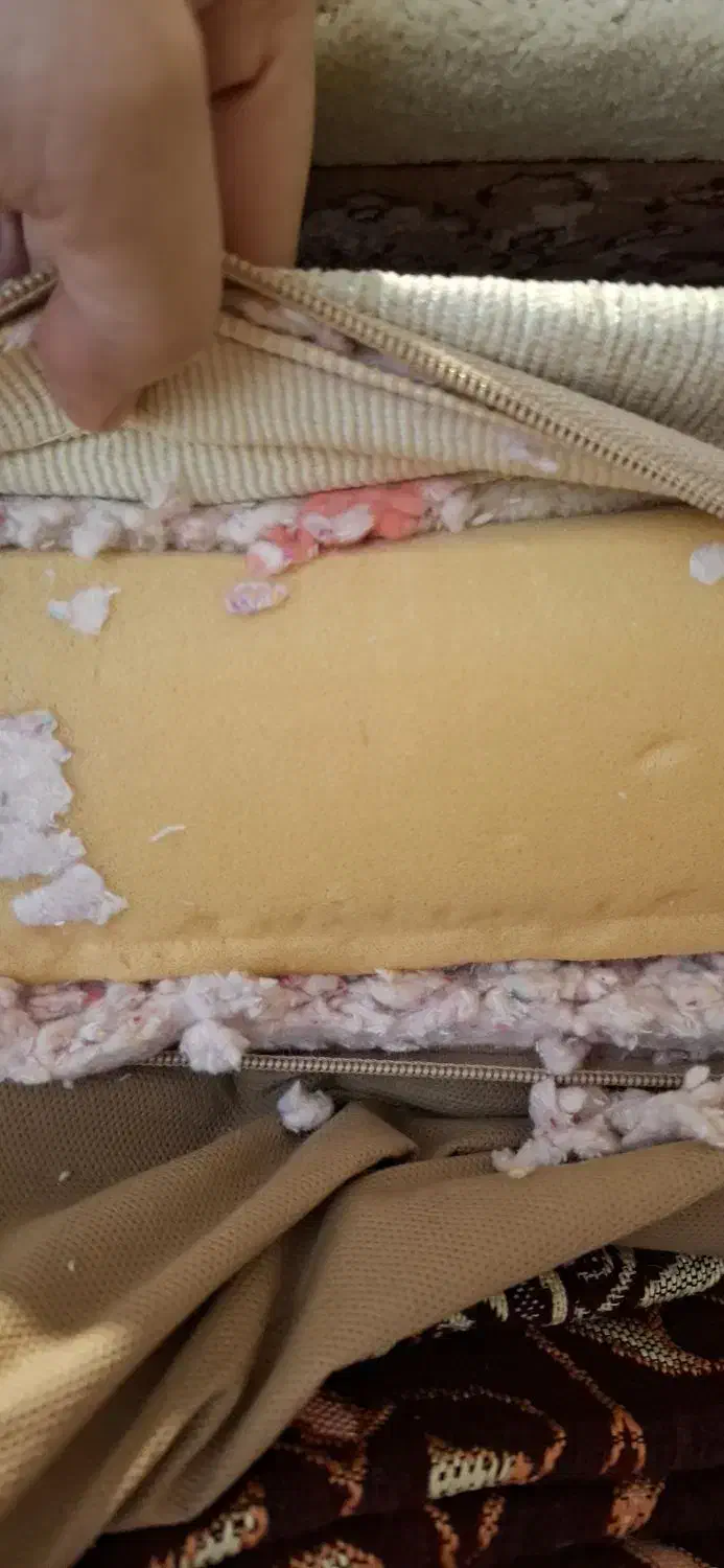 پشتی در حد نو|پشتی|تبریز, |دیوار