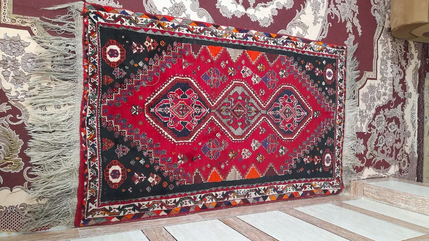 قالیچه عتیقه|کلکسیون اشیاء عتیقه|مرودشت, ژیان|دیوار