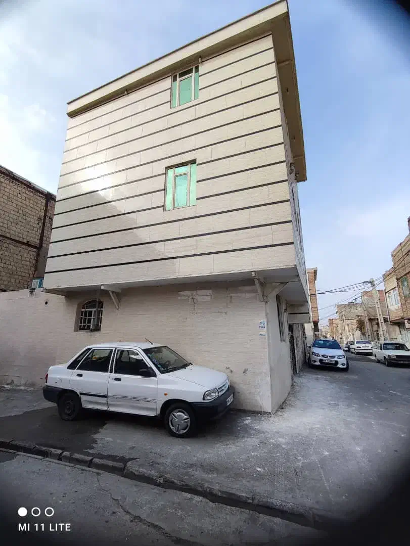 آپارتمان 3 طبقه در اسلامشهر معاوضه با خودرو|فروش آپارتمان|اسلامشهر, شهرک امام حسین (میان آباد)|دیوار