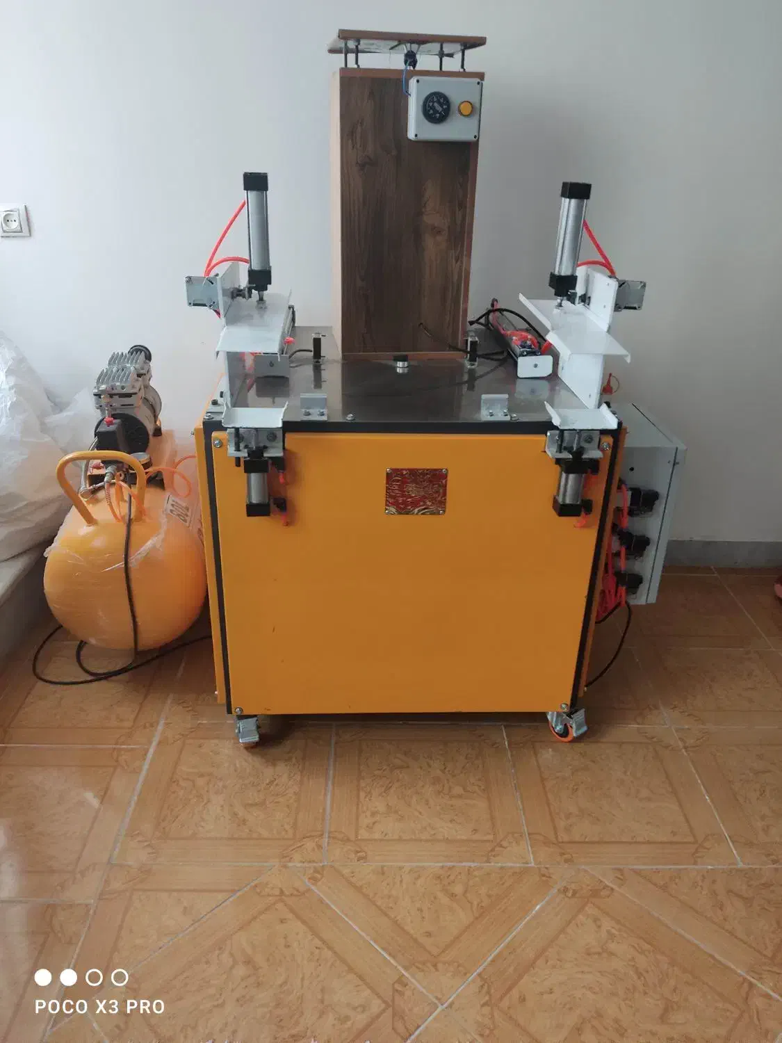 فروش دستمال کاغذی|مواد شوینده و دستمال کاغذی|کرمانشاه, |دیوار