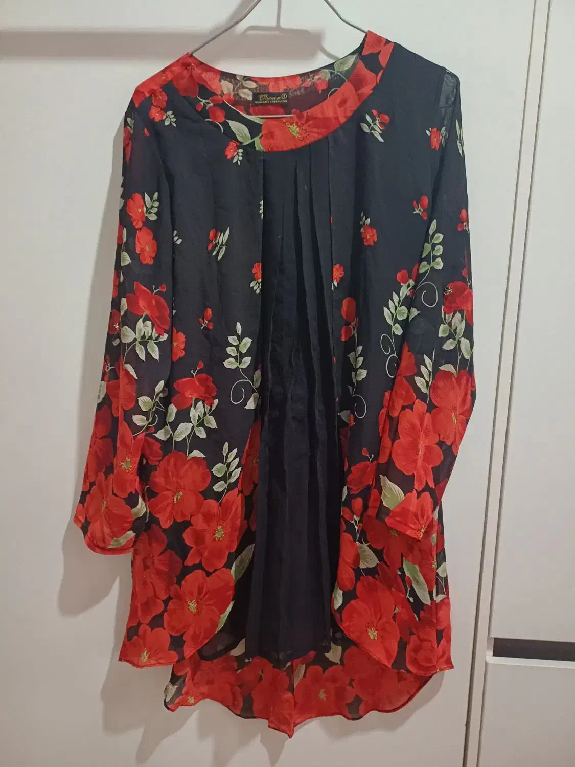 لباس‌زنانه|لباس|الوند, |دیوار