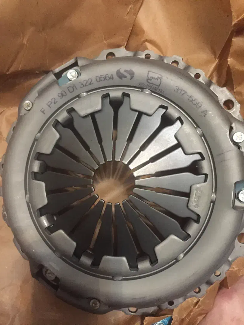 دیسک و صفحه کلاچ پژو ۲۰۵ تیپ ۵|قطعات یدکی و لوازم جانبی|رشت, منظریه|دیوار