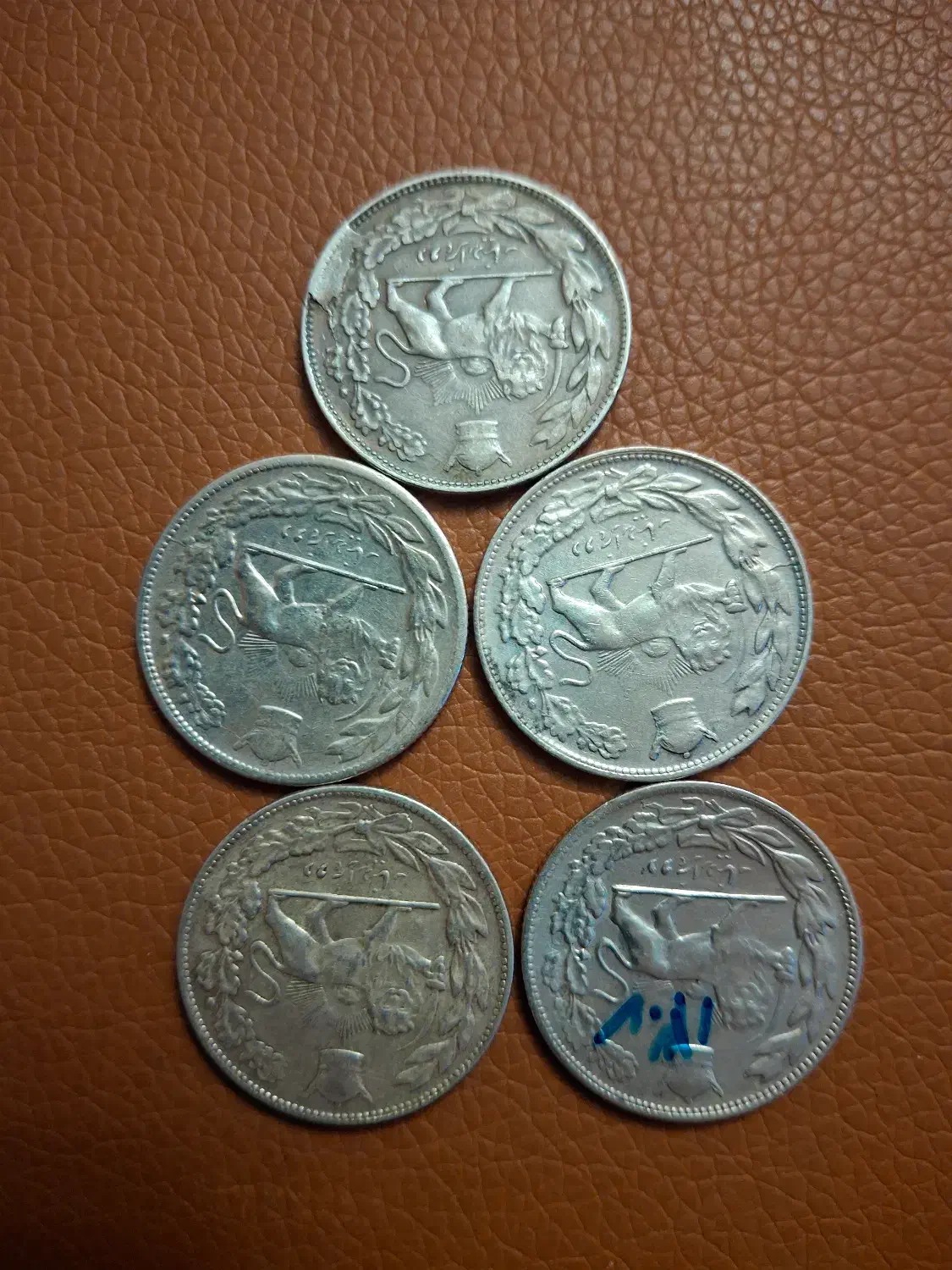 5 عدد سکه دو هزار دیناری تصویری رضاشاه|کلکسیون سکه، تمبر، اسکناس|شیراز, فرهنگ شهر|دیوار