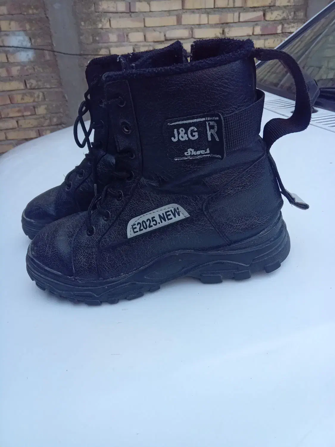 کفش درحدنو|کیف، کفش، کمربند|گنبد کاووس, |دیوار