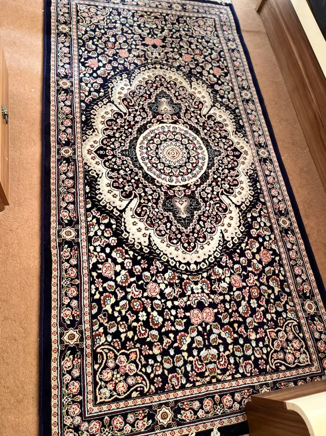 فرش 700 شانه 6 متری و 3 متری نو|فرش|مشهد, هفت تیر (نه دره)|دیوار