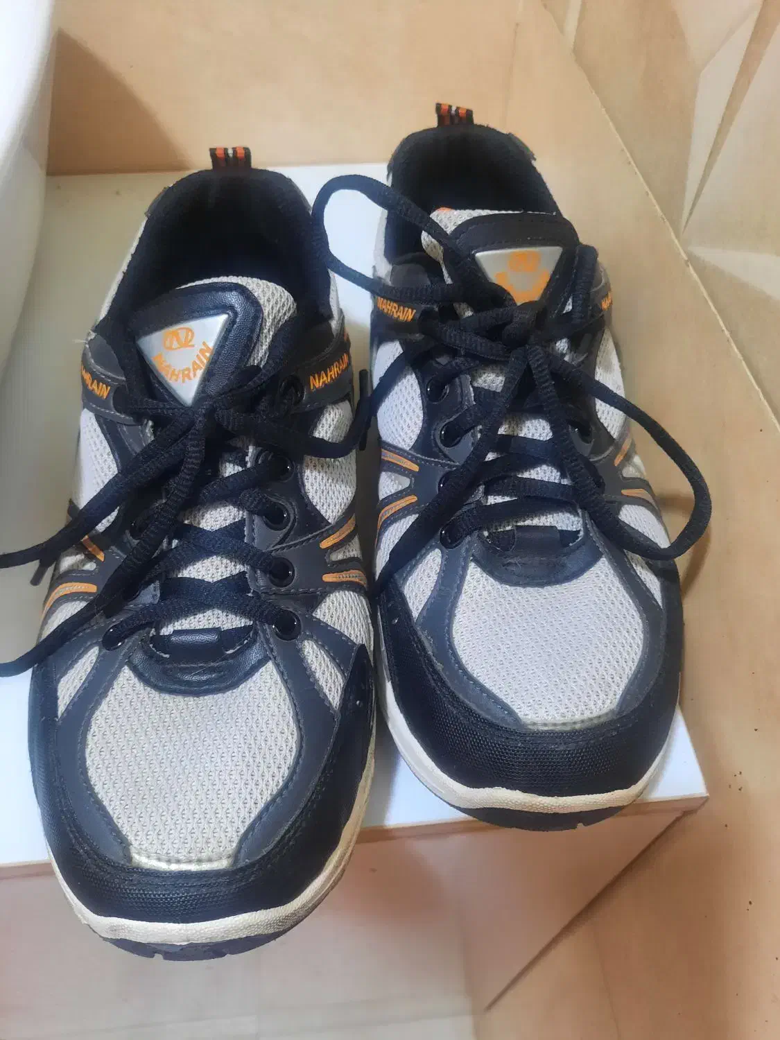 کتانی سایز۴۲|کیف، کفش، کمربند|گرمدره, |دیوار