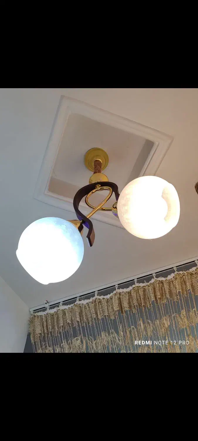 لوستر دوشاخه نو نو پر نور|لوستر و چراغ آویز|ملایر, |دیوار