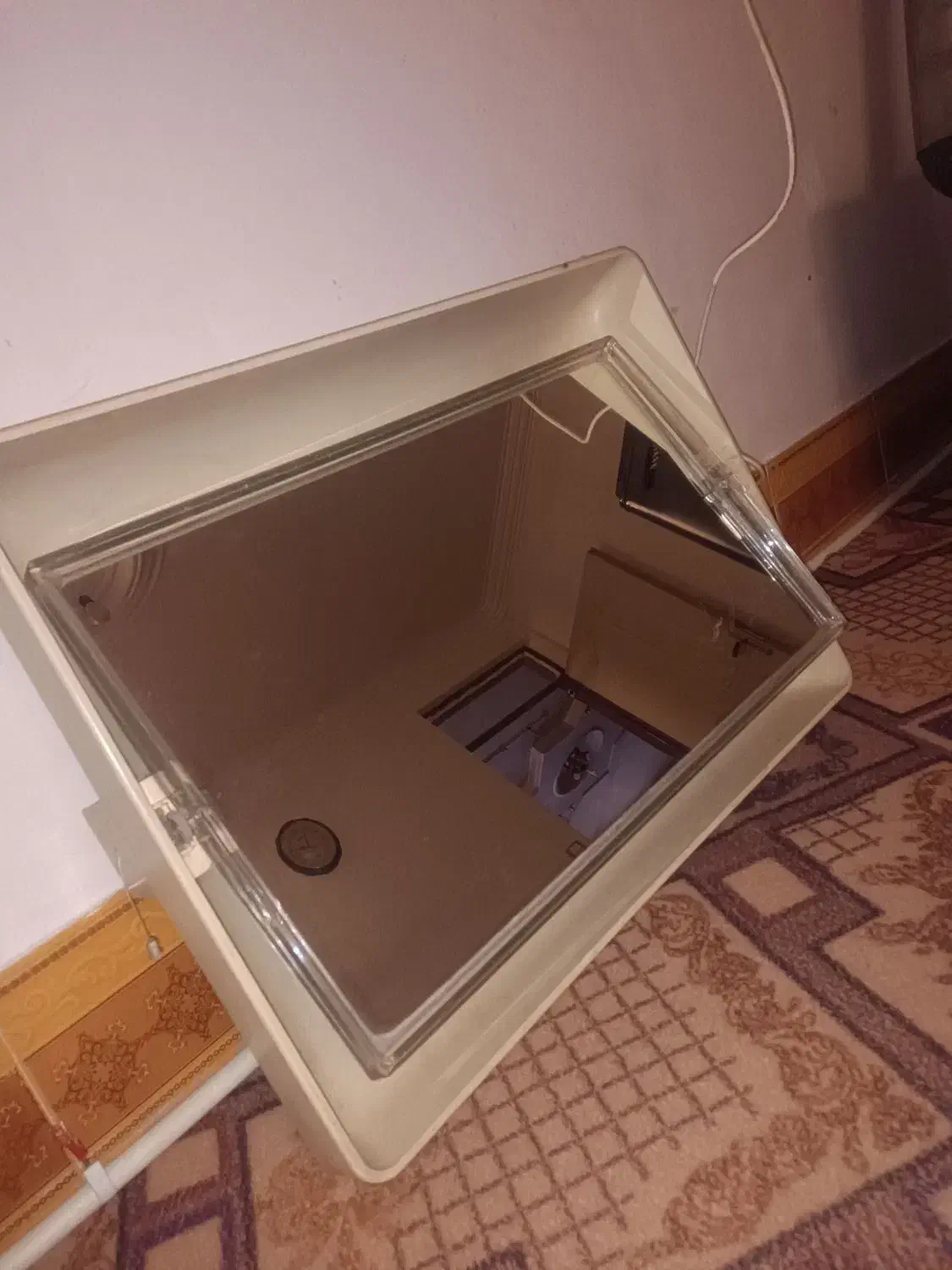 آینه چرخشی|آینه|تایباد, |دیوار