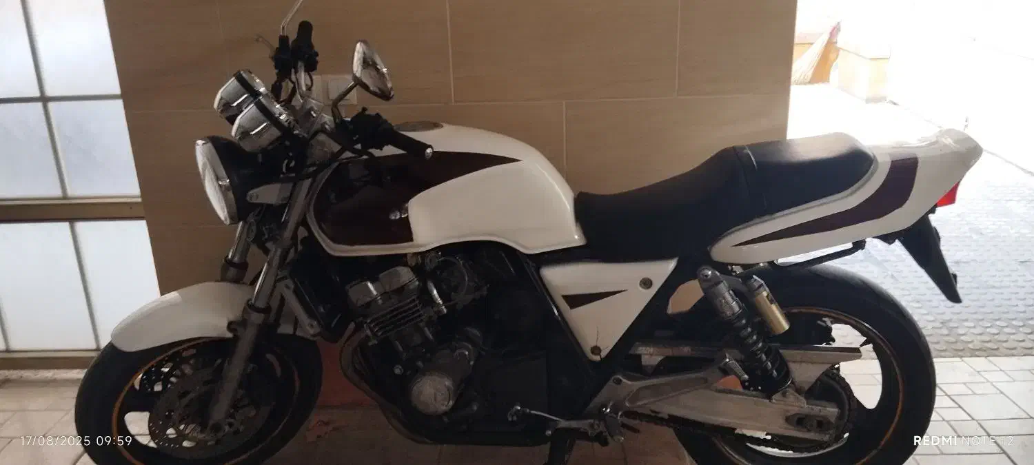 سی بی ۴۰۰ مدل ۲۰۰۰|موتورسیکلت|خوی, |دیوار