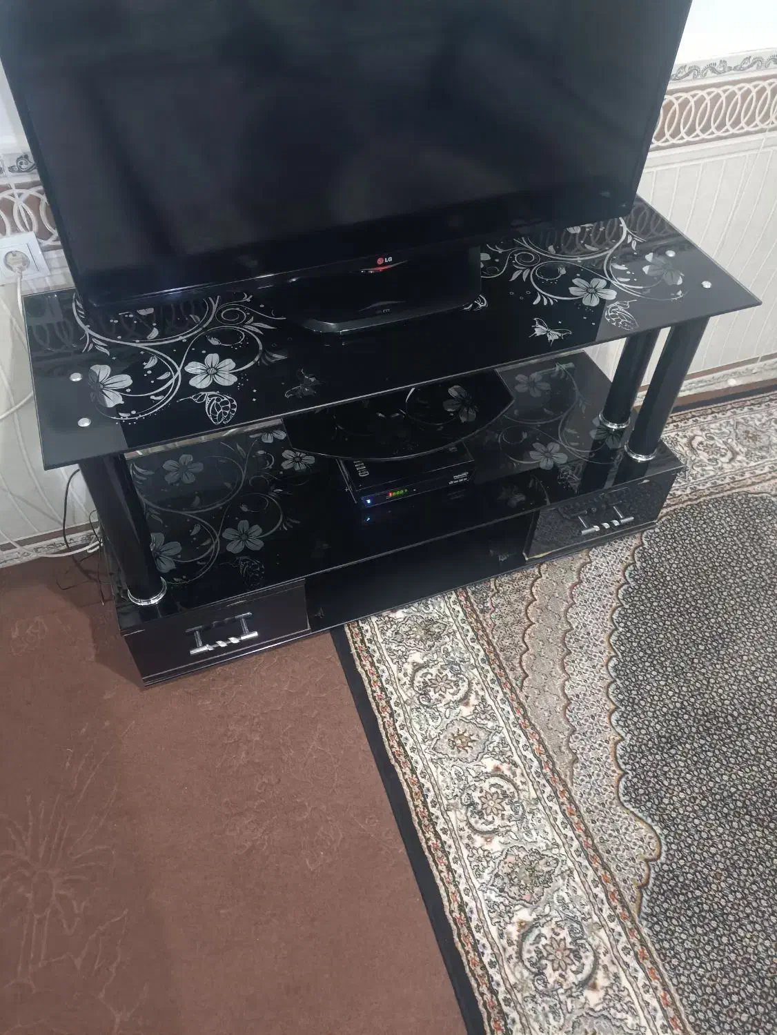 میزتلویزیون|میز تلویزیون|صومای برادوست, |دیوار