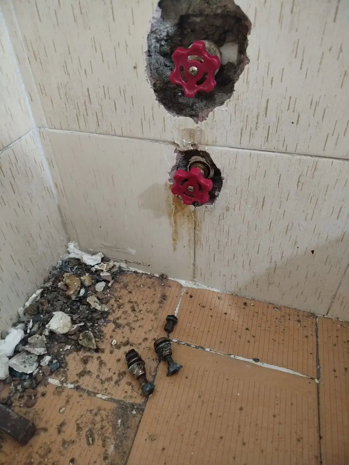 نصب و تعمیر وسایل بهداشتی و سرویس اسپیلت ۲۴ساعته|خدمات پیشه و مهارت|گرگان, |دیوار