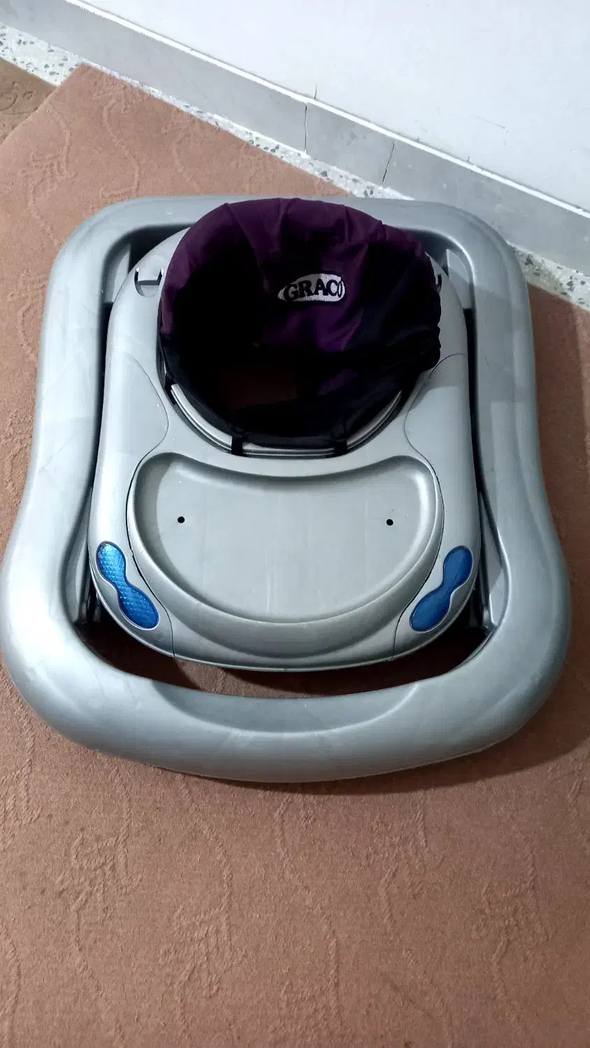 وسایل نوزادی|اسباب و اثاث بچه|ملایر, |دیوار