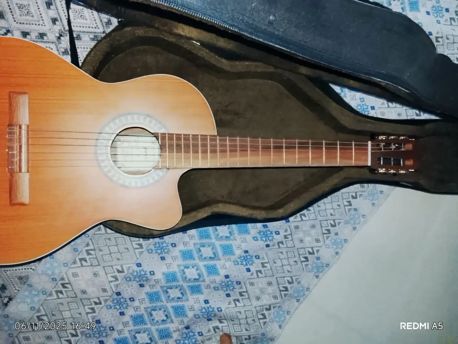 گیتار پارسه مدل M5نو|گیتار، بیس، امپلیفایر|گرمدره, |دیوار