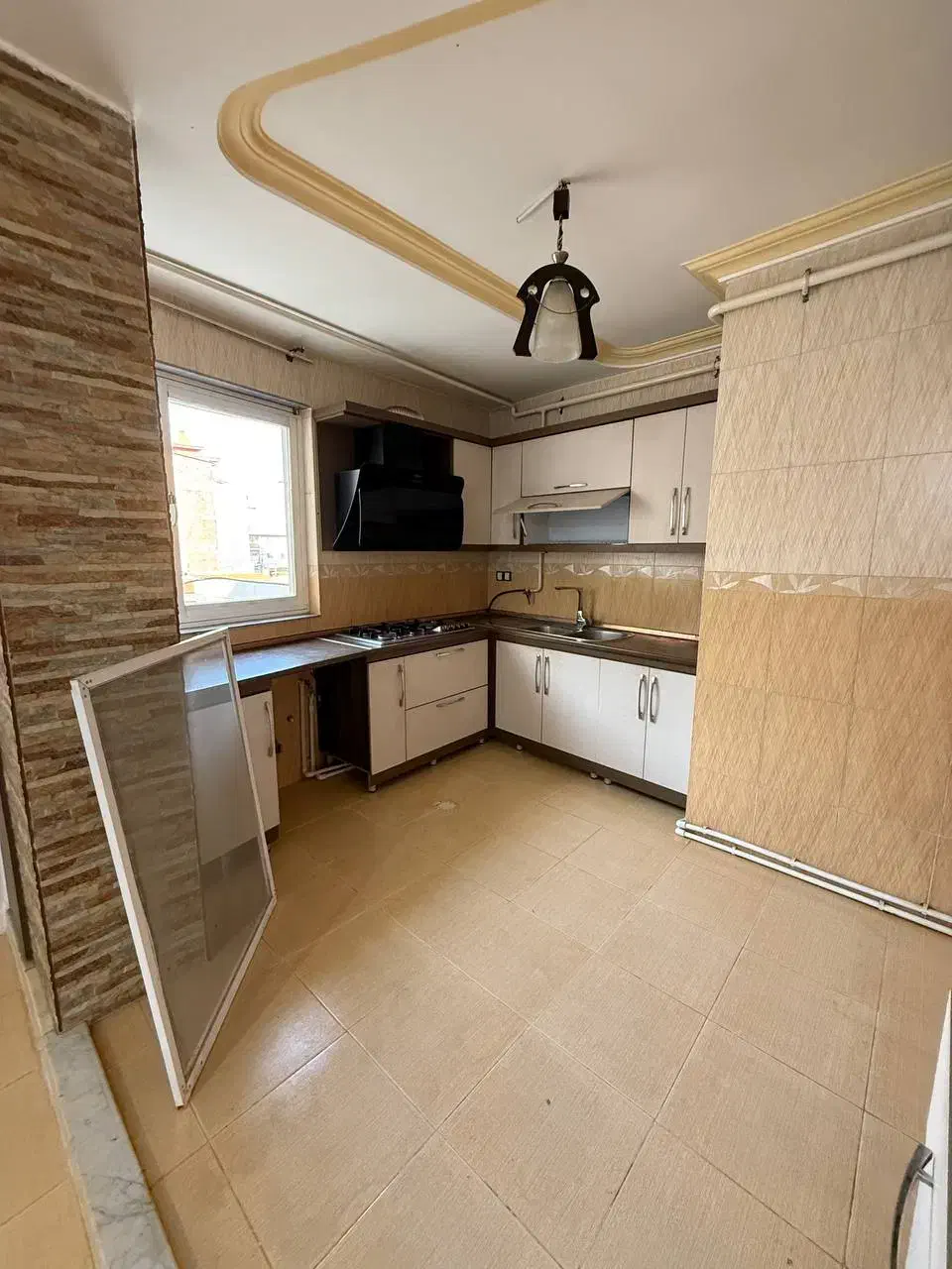 اجاره آپارتمان مرکز شهر طبقه دوم|اجارهٔ آپارتمان|بندر گز, |دیوار