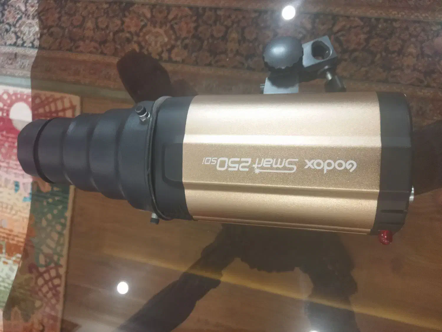 نور 250 ژول گودکس با پایه نگهدارنده نور بالای سر|دوربین عکاسی و فیلم‌برداری|محمدشهر, محمدشهر|دیوار