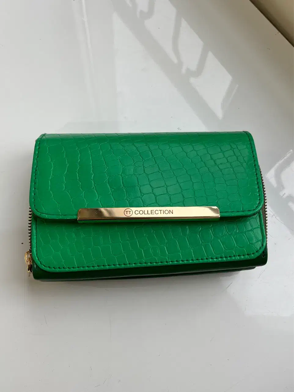 کیف|کیف، کفش، کمربند|تبریز, |دیوار