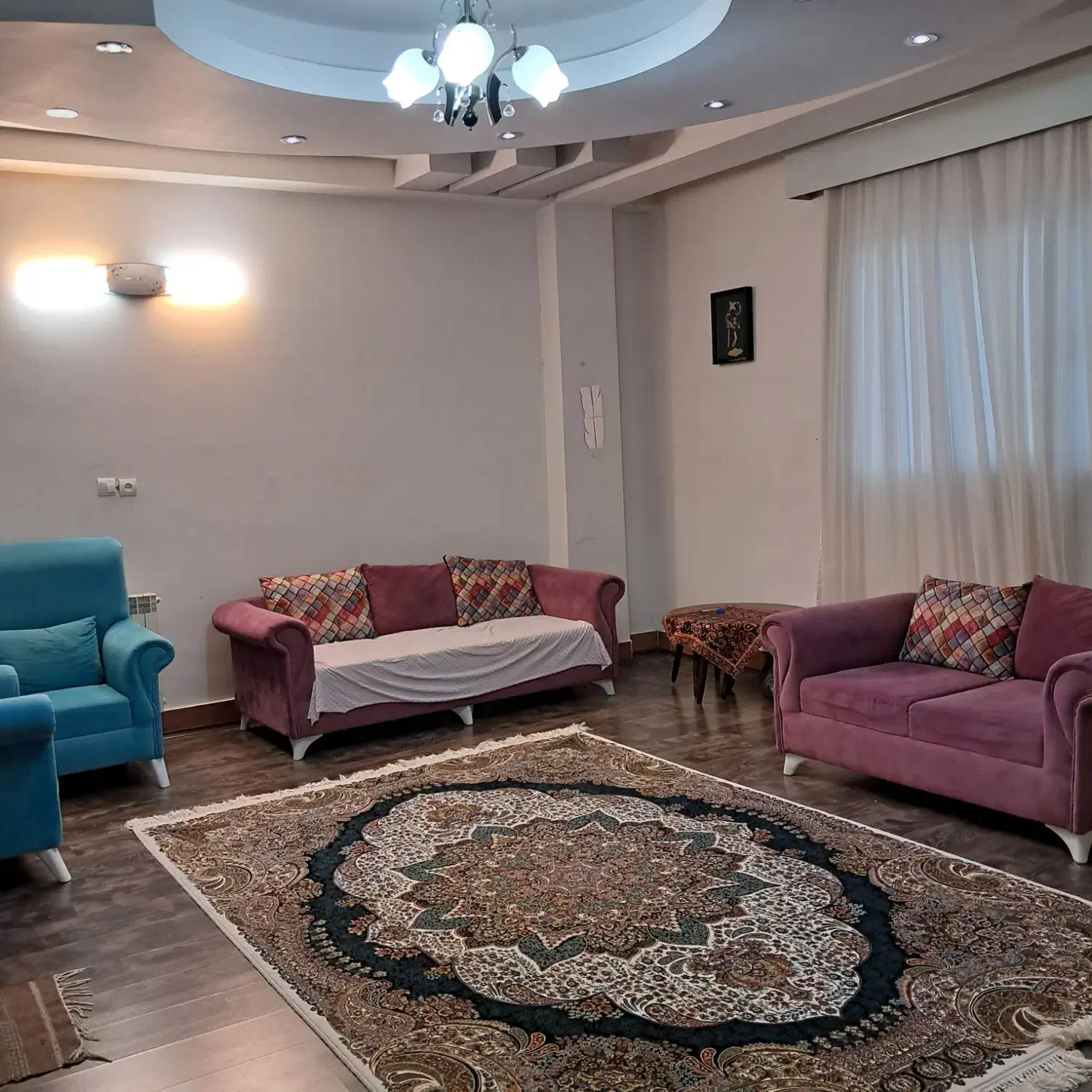 فروش مبل راحتی|مبلمان خانگی و میز عسلی|گنبد کاووس, |دیوار