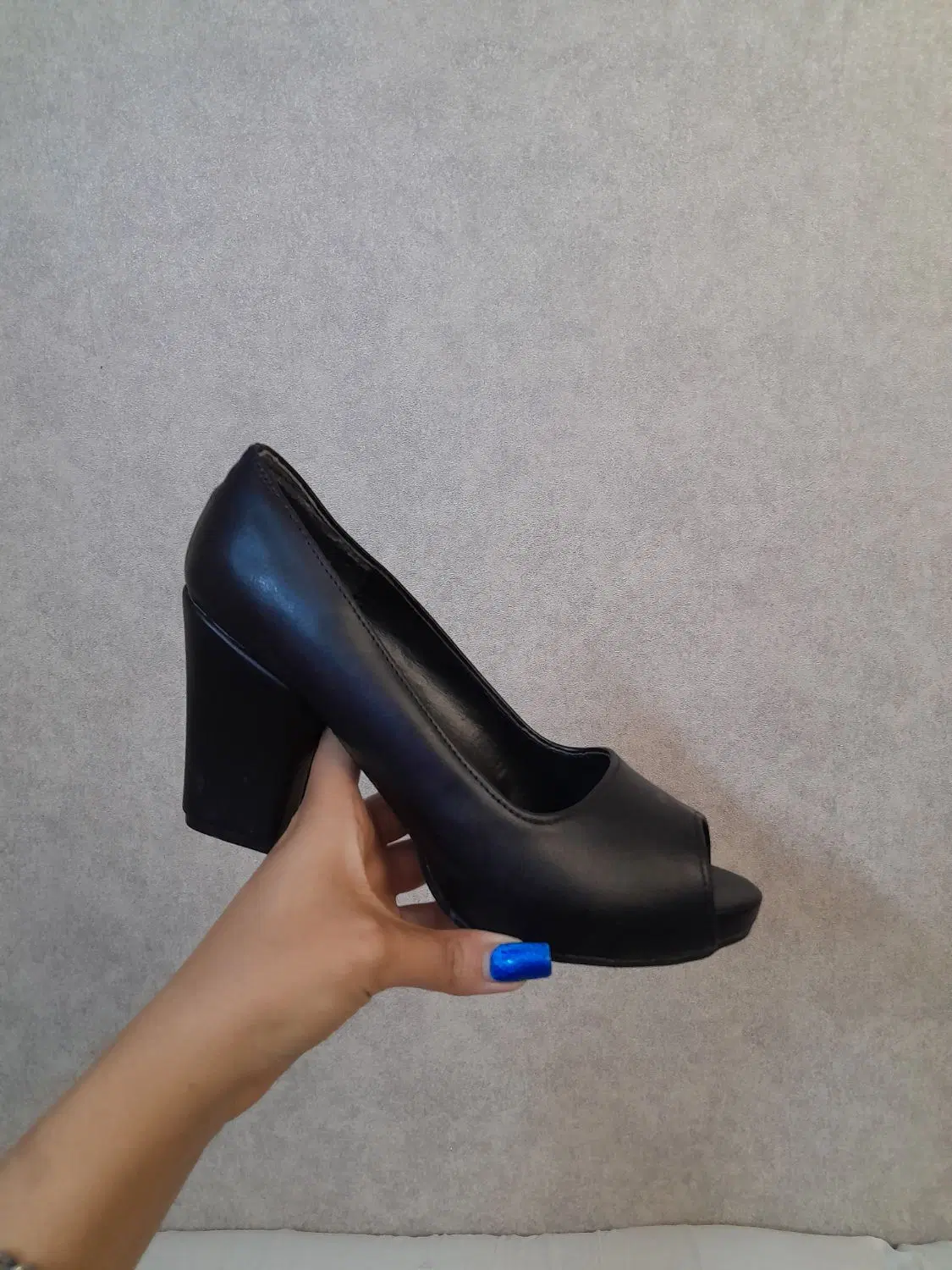 کفش|کیف، کفش، کمربند|قزوین, |دیوار