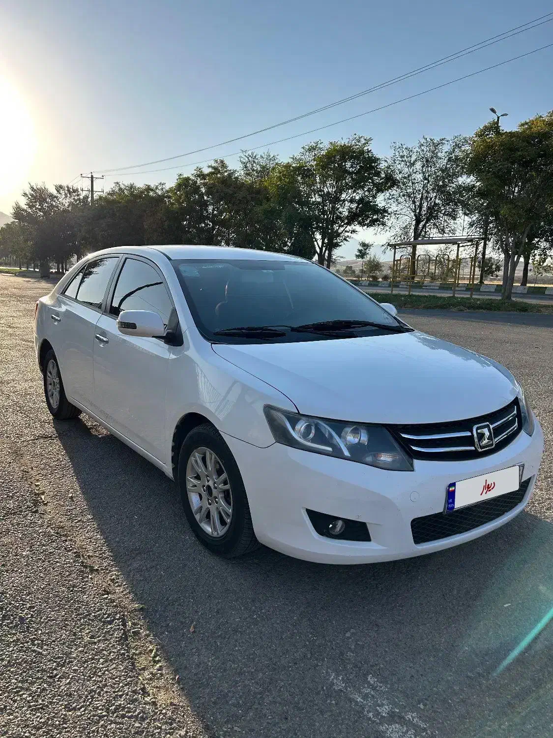 آریو مدل ۹۴|خودرو سواری و وانت|ازنا, |دیوار