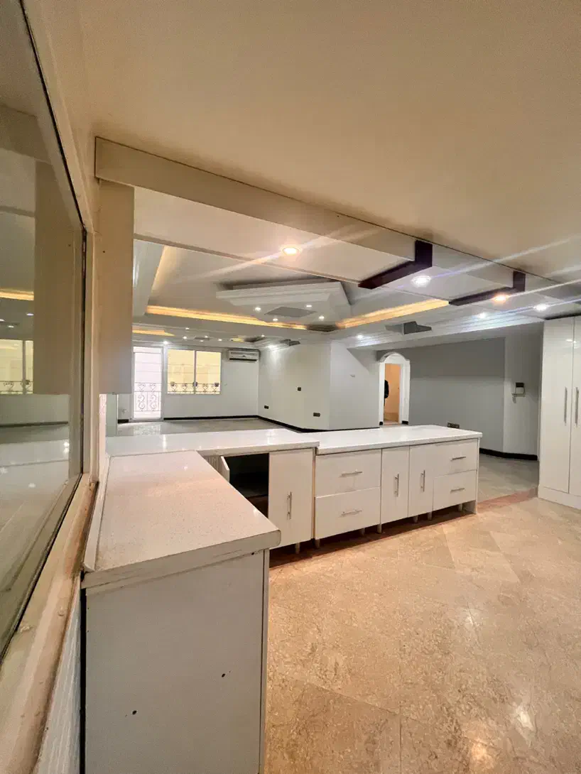 آرش شرقی ۲۰۰متر۳خوابه