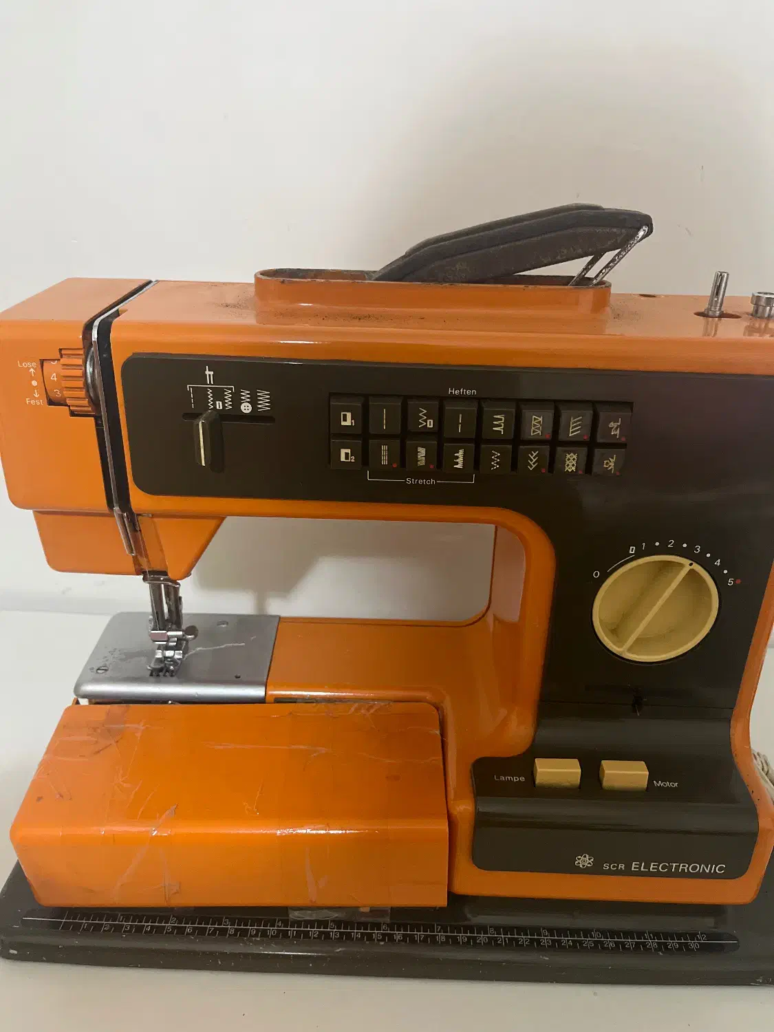 چرخ خیاطی پدالی|چرخ خیاطی و ریسندگی|رشت, منظریه|دیوار