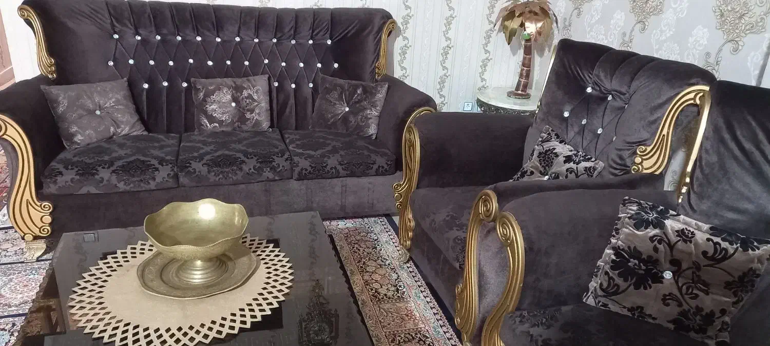 مبلمان راحتی ۷نفره|مبلمان خانگی و میز عسلی|نسیم‌شهر, |دیوار