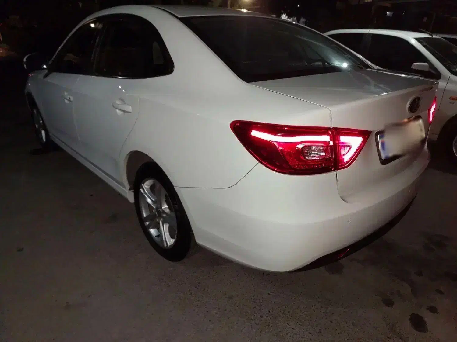 فائو بسترن بی سی B30|خودرو سواری و وانت|گرگان, |دیوار