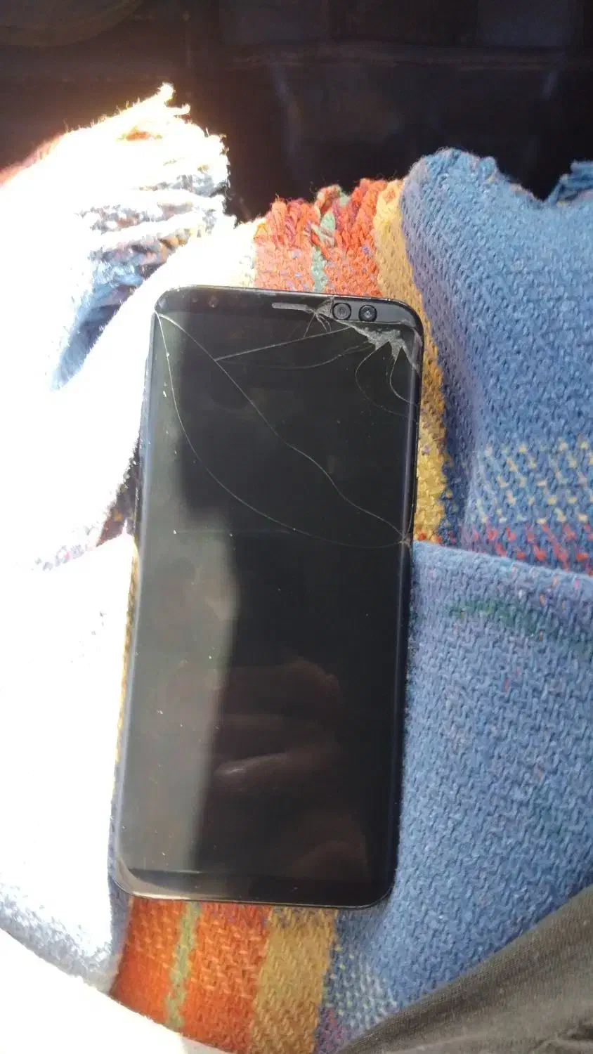 گوشی +s8 آسیب دیده|موبایل|برخوار, |دیوار