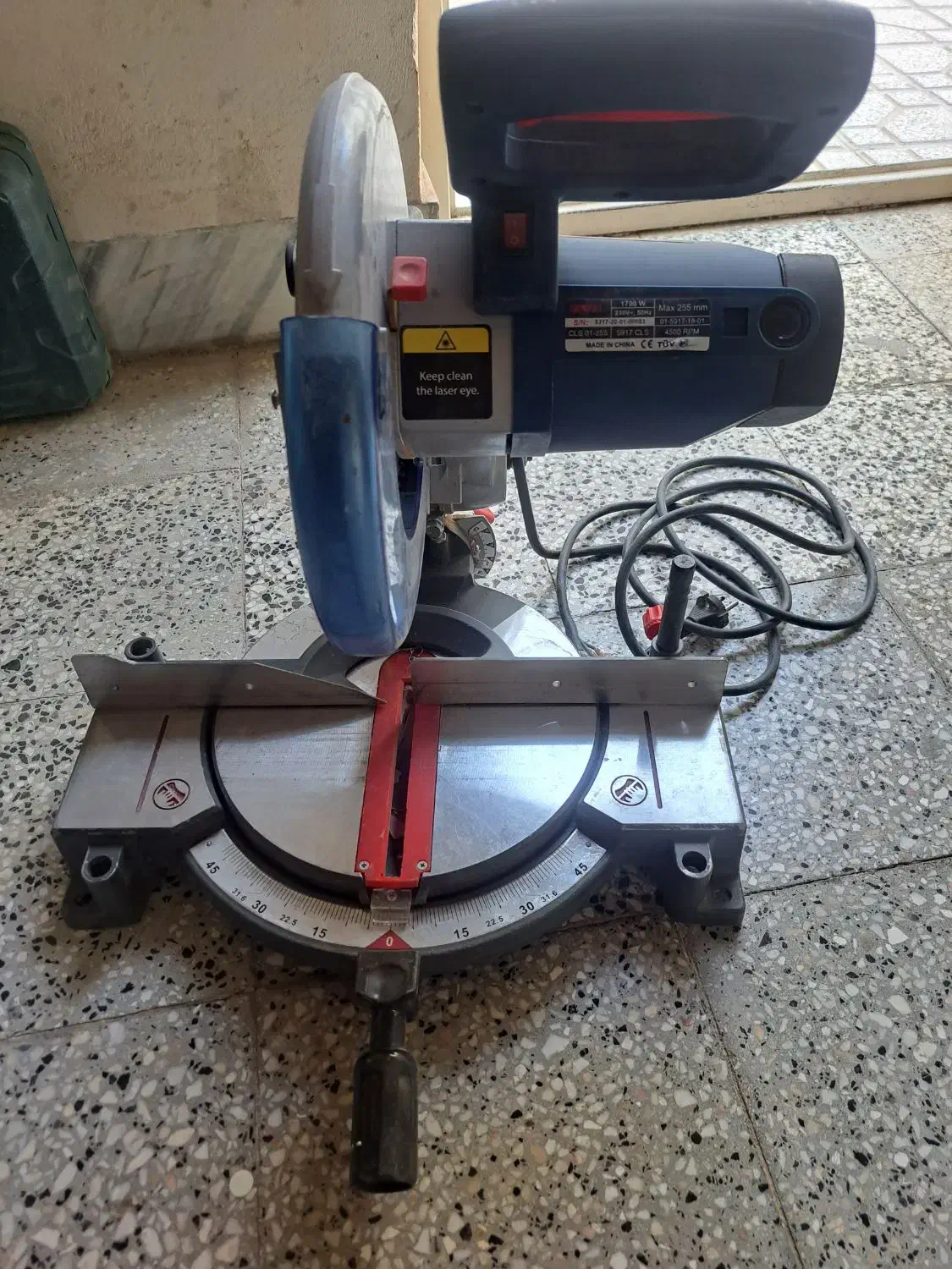 فارسی بر و میخ کوب|ابزارآلات|بسطام, |دیوار