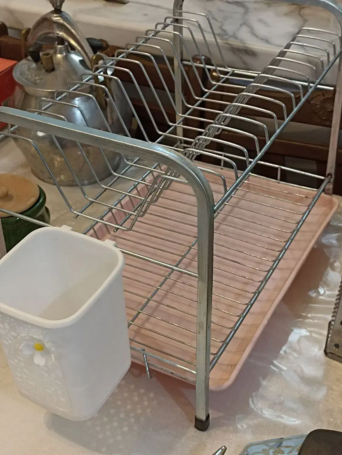 ظروف آشپزخانه قابل استفاده برای خونه باغ|آبچکان و نظمدهنده ظروف|ارومیه, |دیوار