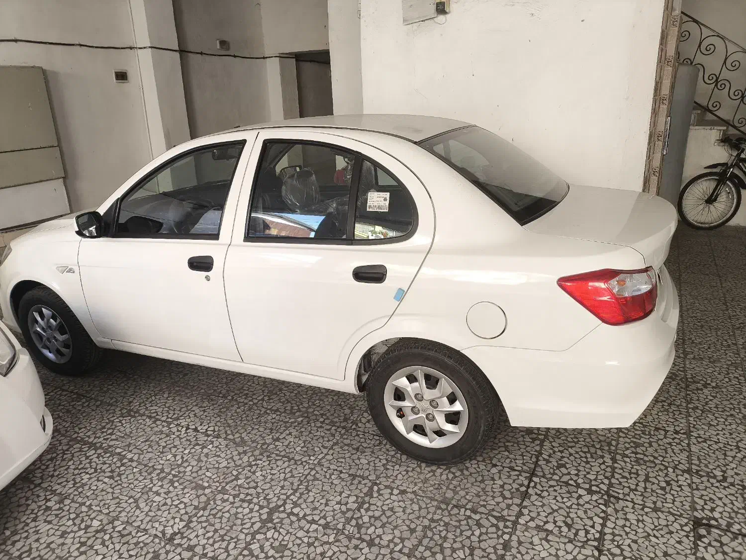 ساینا 1403 بی رنگ بی ضربه|خودرو سواری و وانت|رشت, یخسازی|دیوار