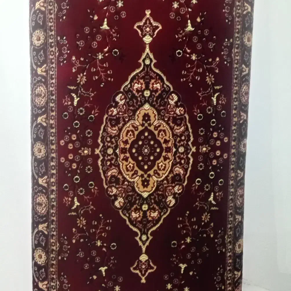 یک جفت پشتی|پشتی|ارومیه, |دیوار