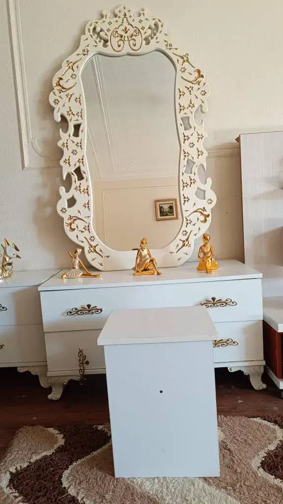 تخت و سرویس خواب دو نفره|تخت و سرویس خواب|شاهین‌شهر, مخابرات (شهید بهشتی)|دیوار