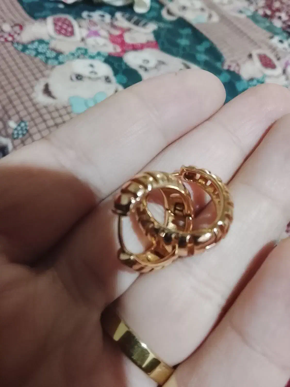 یه جفت گوشواره  رنگ ثابت به فروش می‌رسد|بدلیجات|بهبهان, |دیوار